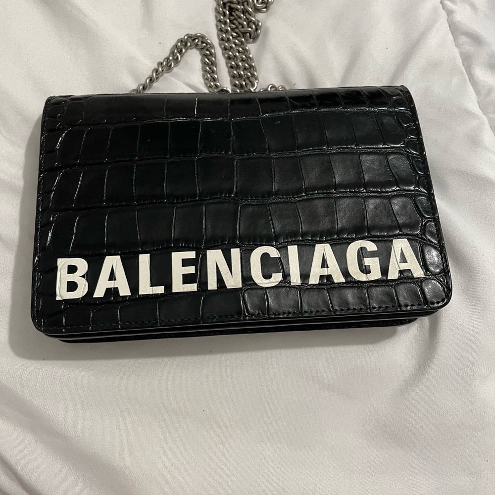Balenciaga Shiny Calfskin Logo Crocodile Embossed Ville Wallet on Chain Black